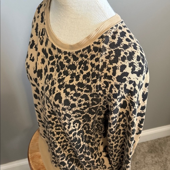 Current Elliott - Leopard Print Split Back Long Sleeve Sweatshirt - Size 1 - Picture 9 of 11